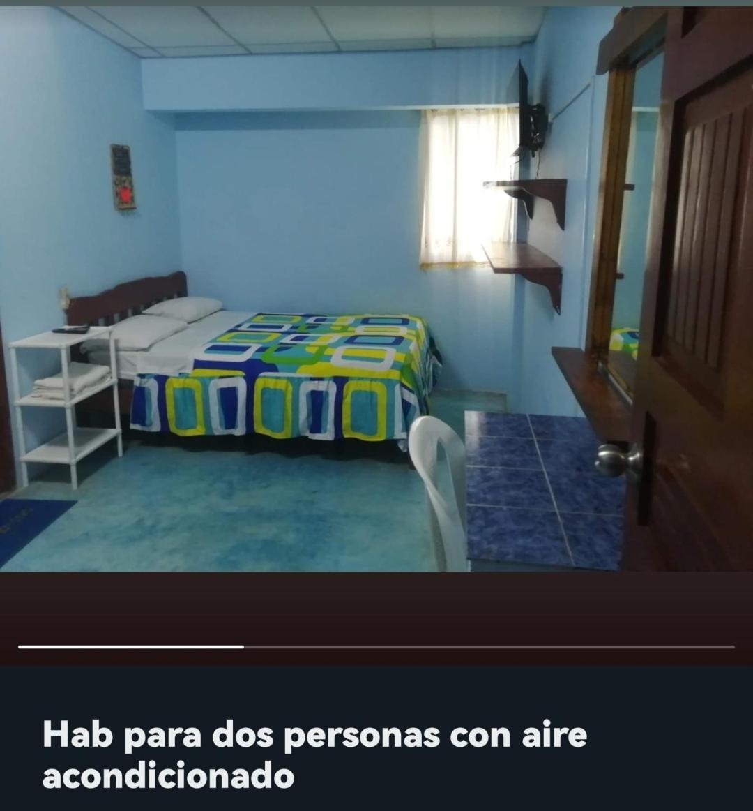 Hostal Aruba Atacames Bagian luar foto