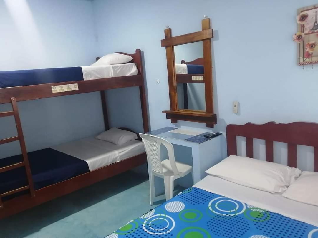 Hostal Aruba Atacames Ruang foto